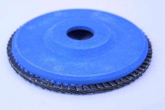 Ca+ Medium Grit Center Mount Plastic Flat Flap Disc