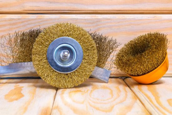 1" Brush with 3/4" Long Shank for Tight Spaces