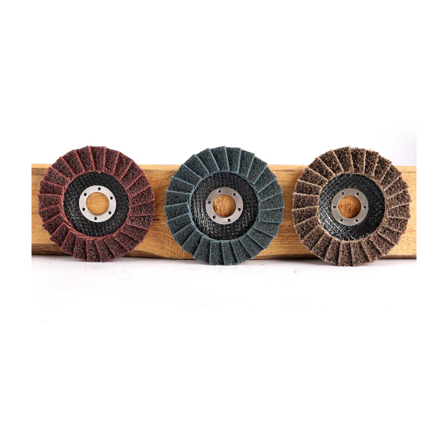Surface conditioning flap disc for metal cleaning and finishing