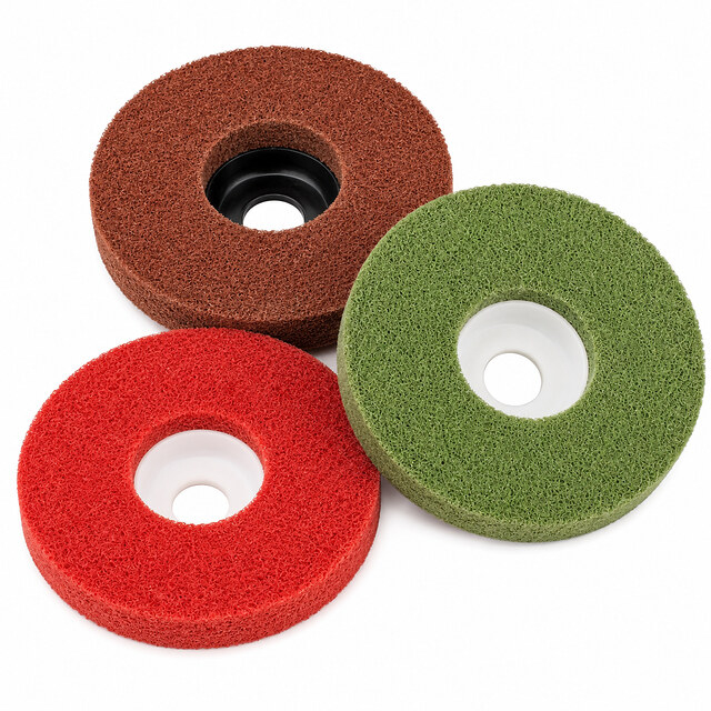 Non-Woven Flap Disc with Plastic Backing | Surface Conditioning Disc