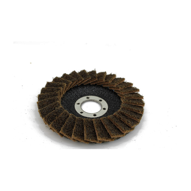 Medium surface conditioning flap disc for weld blending and light deburring